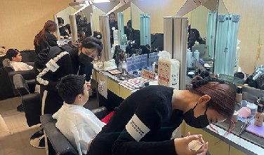 东田造型学校助力北京广播电视台《少年朗读者》 