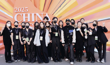 DONGTIANCIAGA闪耀2025中国国际时装周（春季）